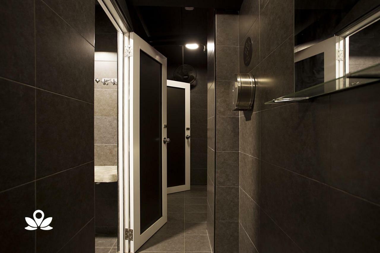 Capsule Town Hotel Kuala Lumpur Exterior photo